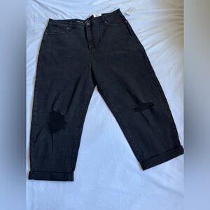 Style & Co. Black Ripped Capris